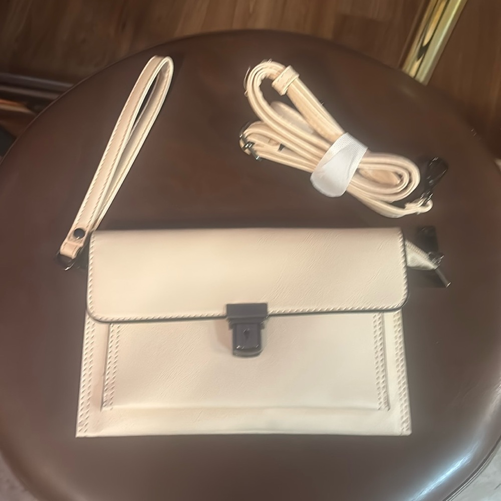Wrislet purse